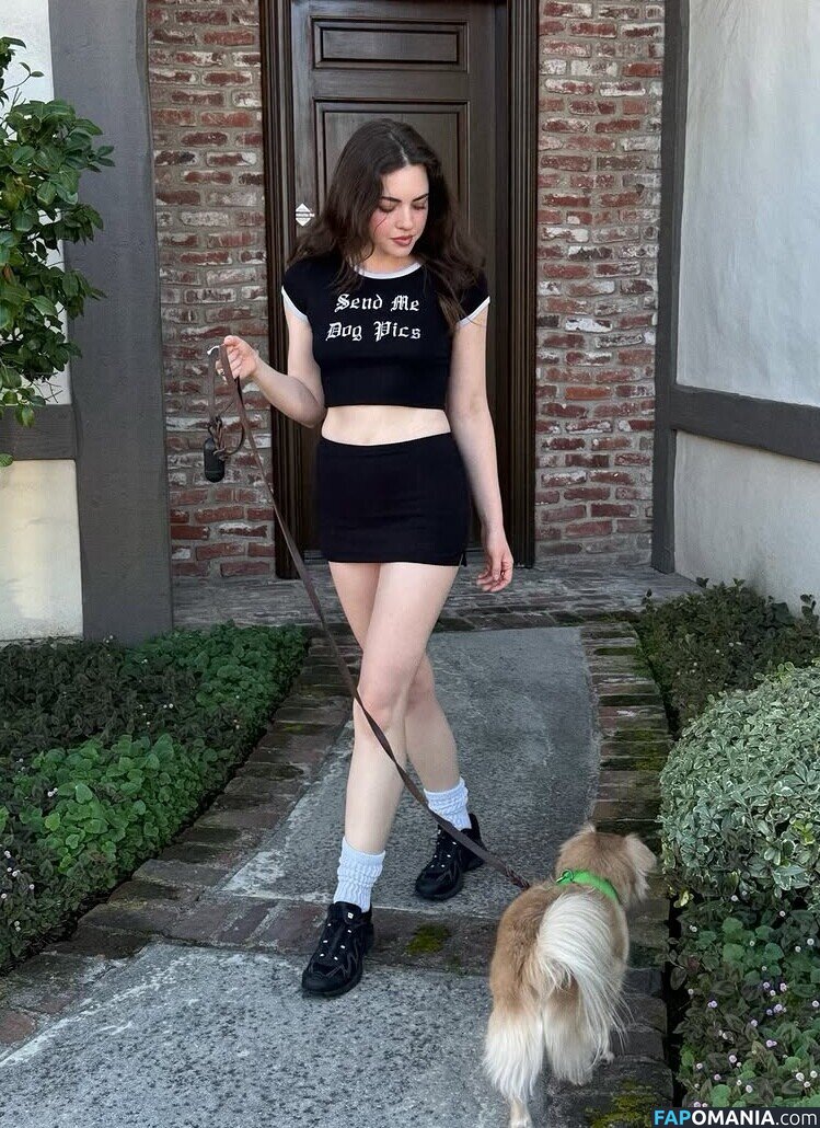 Madeleine Byrne / madeleinebyrnee Nude OnlyFans  Leaked Photo #12