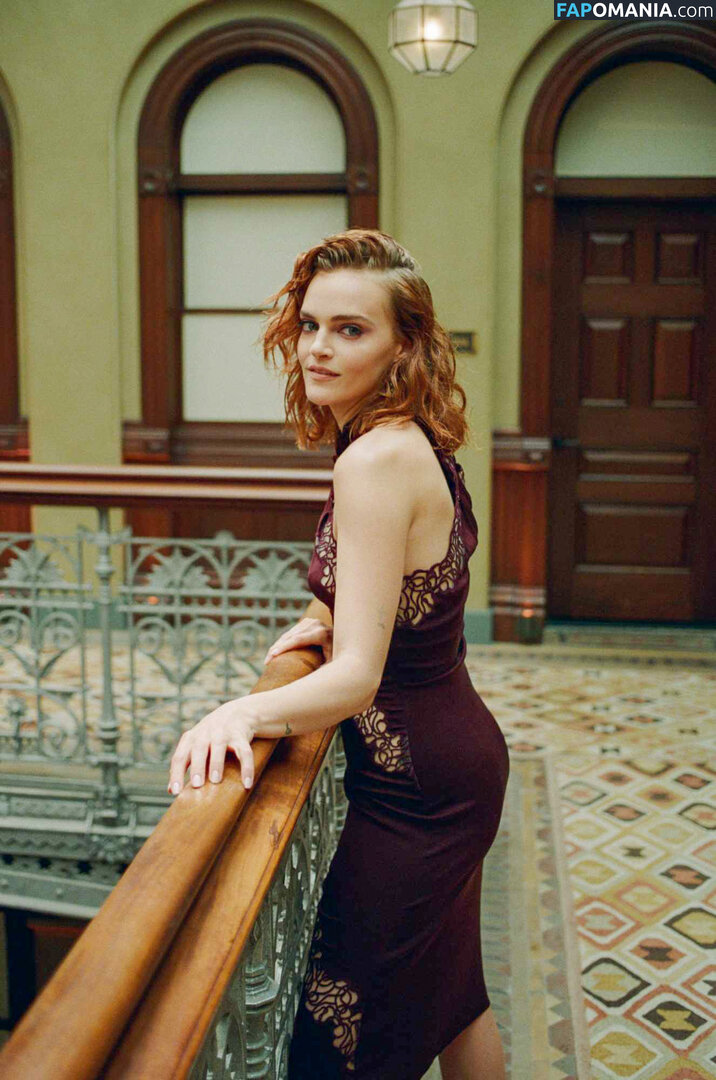 Madeline Brewer / madbrew Nude OnlyFans  Leaked Photo #15