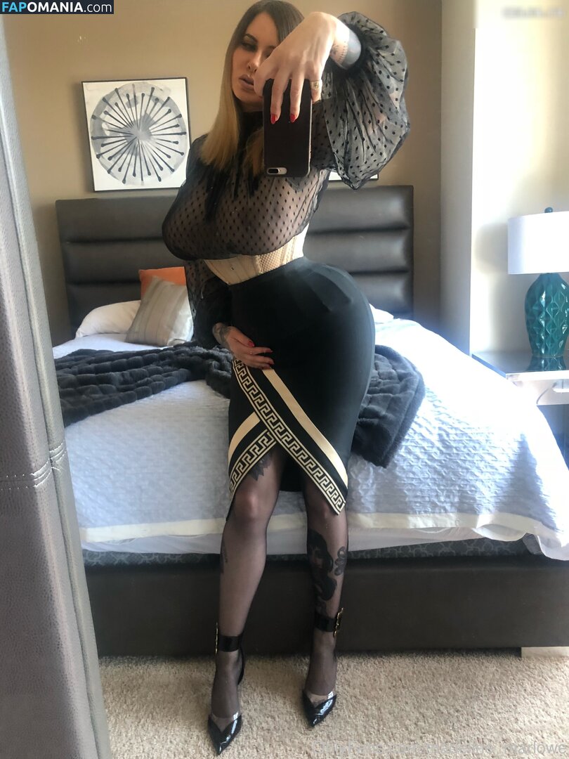 Madeline Marlowe / madeline_marlowe / maitressem Nude OnlyFans  Leaked Photo #7