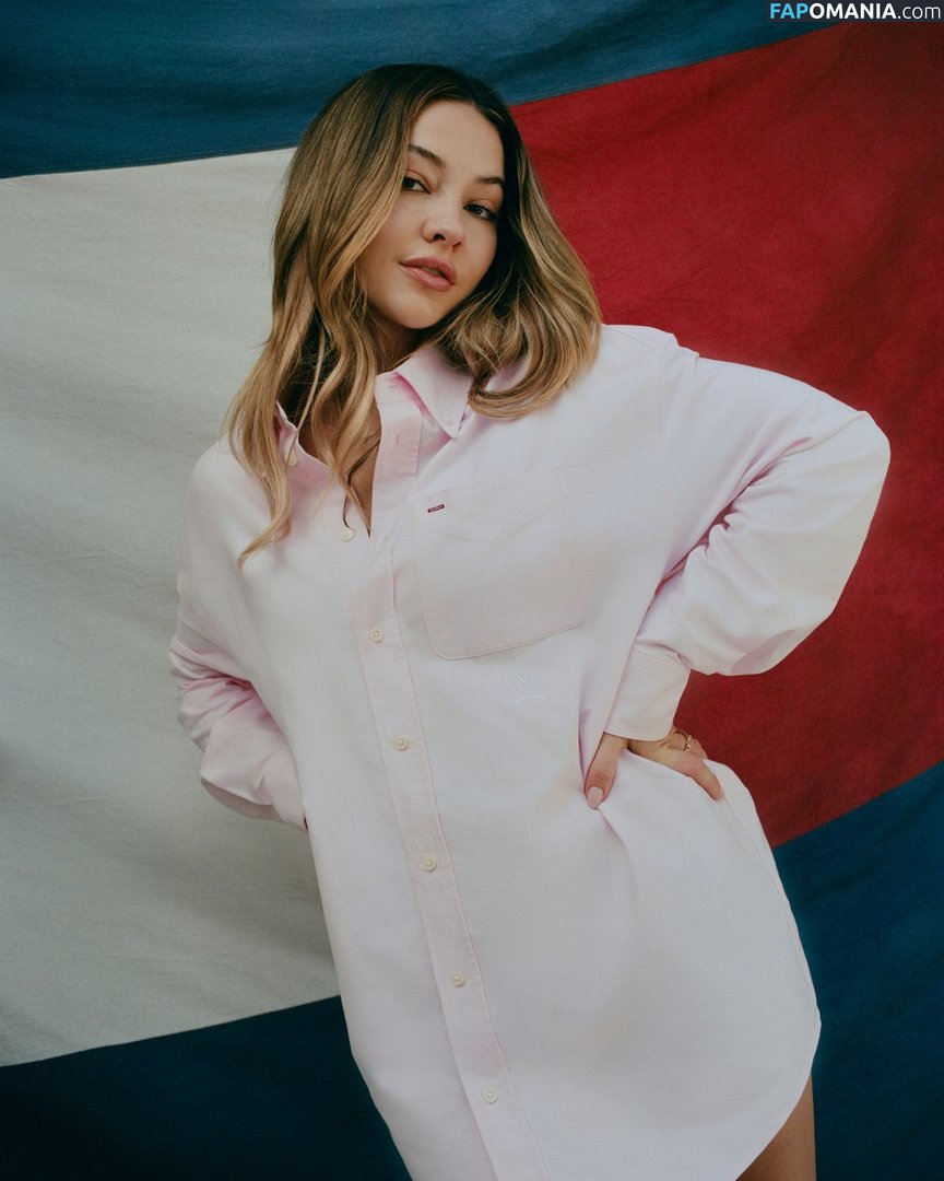 Madelyn Cline / madelyncline Nude OnlyFans  Leaked Photo #10