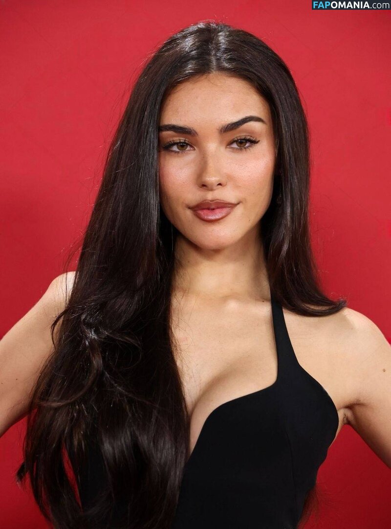 Madison Beer / madisonbeer Nude OnlyFans  Leaked Photo #38