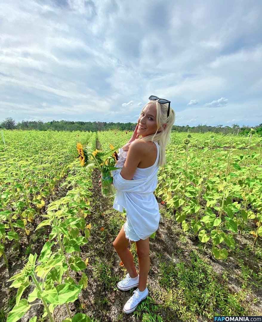 Madison Horacek / madisonhoracek Nude OnlyFans  Leaked Photo #3