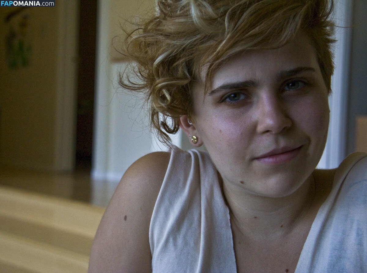 Mae Whitman / mistergarf Nude OnlyFans  Leaked Photo #5