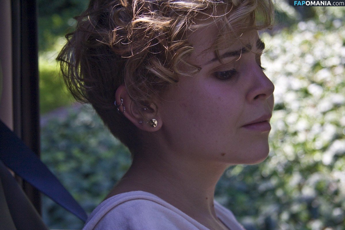 Mae Whitman / mistergarf Nude OnlyFans  Leaked Photo #9