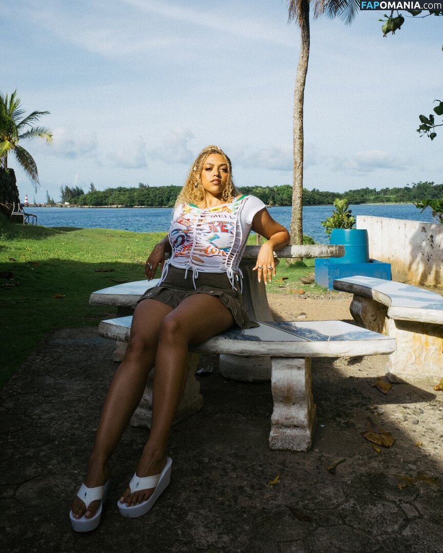 Mahalia Nude OnlyFans  Leaked Photo #1