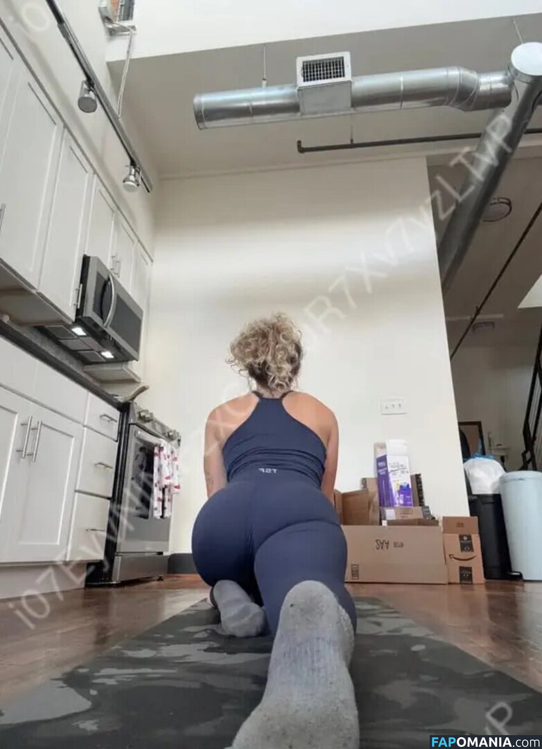 Makenna Dean / kennabeann14 Nude OnlyFans  Leaked Photo #12
