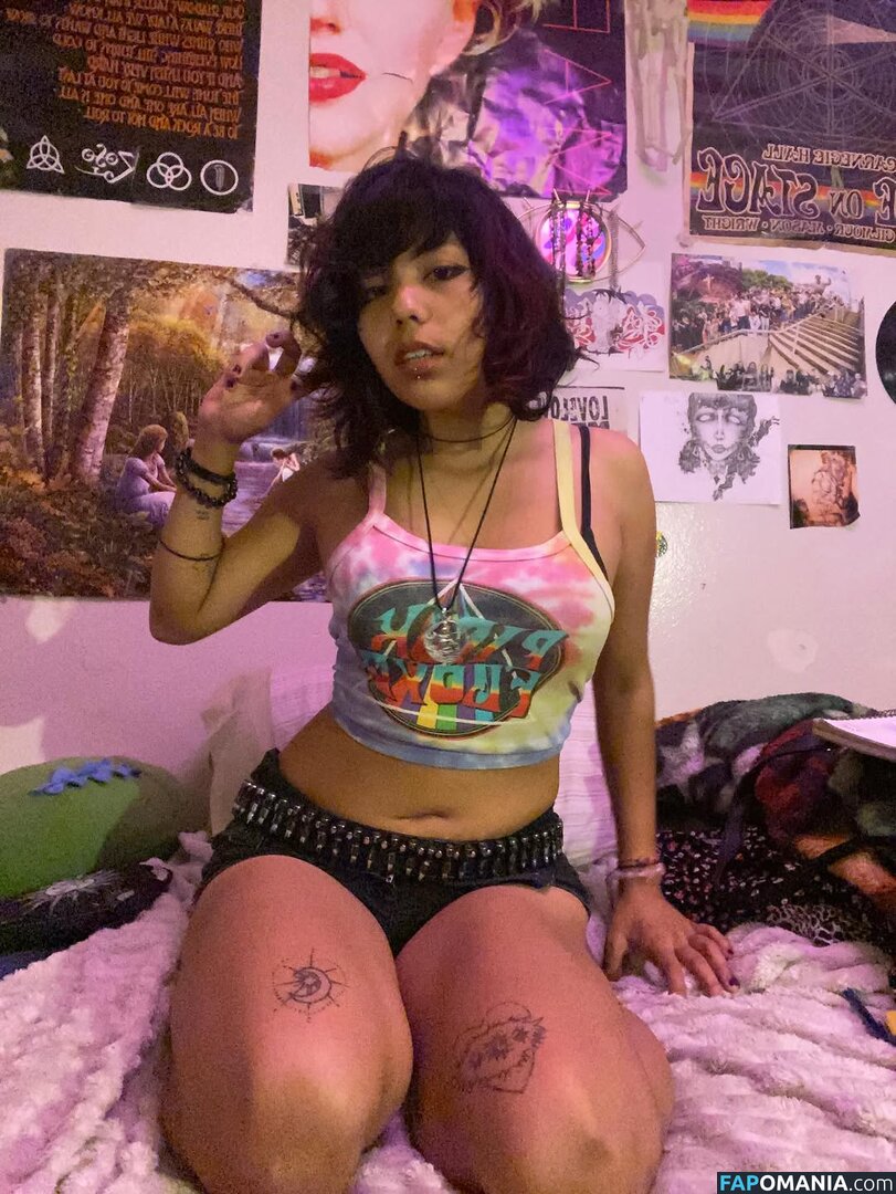 makeoutradio / makeoutradio2.0 Nude OnlyFans  Leaked Photo #3