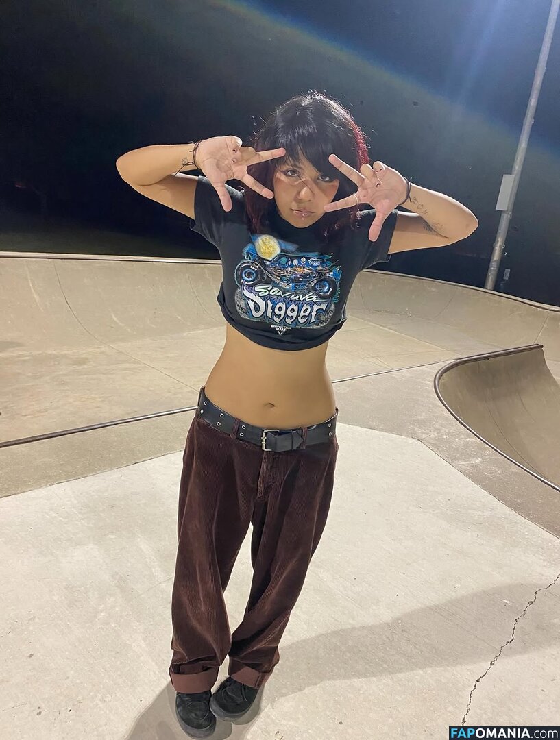 makeoutradio / makeoutradio2.0 Nude OnlyFans  Leaked Photo #6