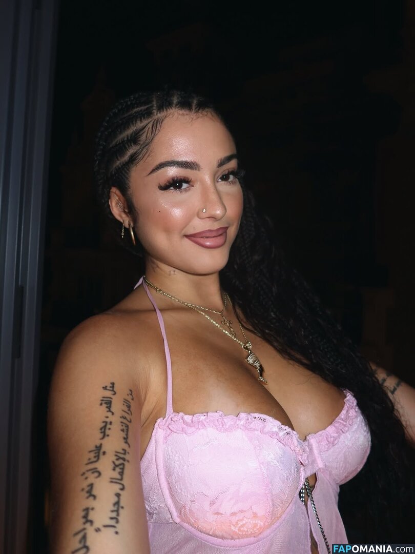 Malu Trevejo / malutrevejo / malutrevejo18 Nude OnlyFans  Leaked Photo #117