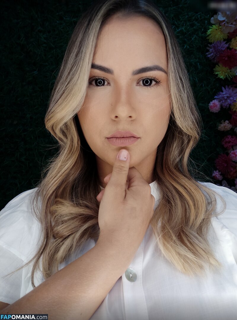 malu.oficial05 / maluoficial05 / u120990821 Nude OnlyFans  Leaked Photo #1