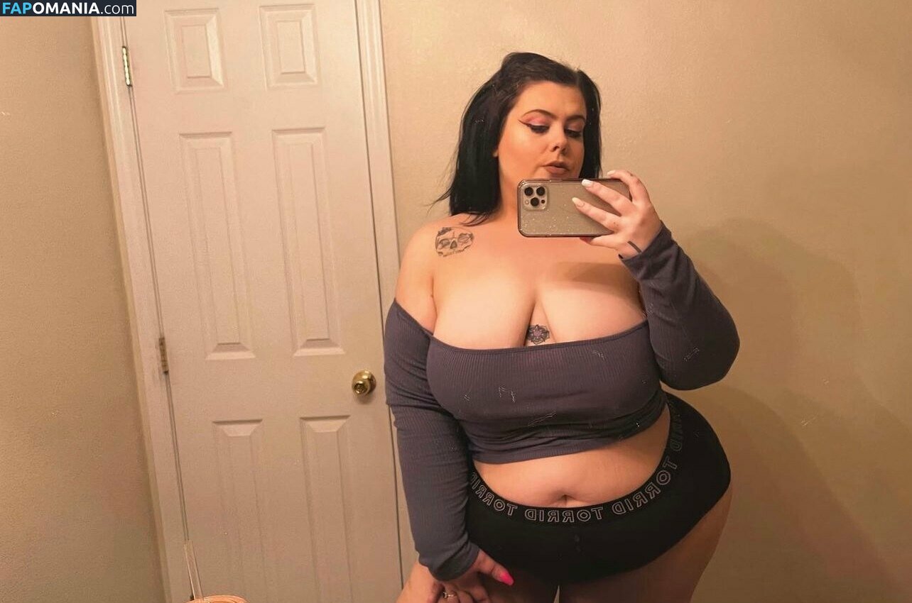 mamasthicc / memes_with_tracey Nude OnlyFans  Leaked Photo #19