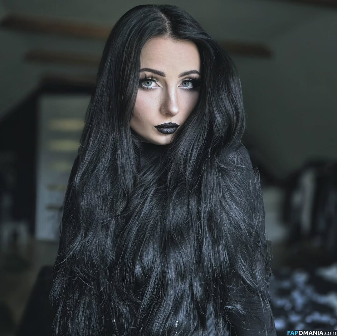 Marciasrarcia / Marta M. Nude OnlyFans  Leaked Photo #13