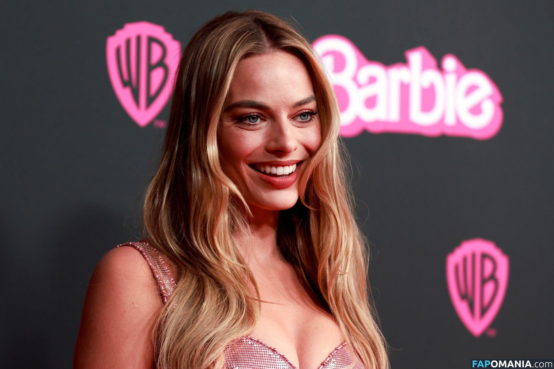 Margot Robbie Nude Leaked Photo #108