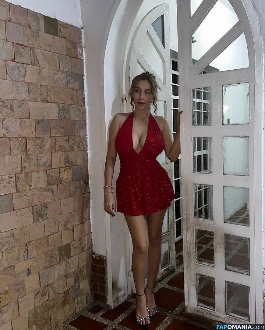 Maria Celeste / https: / mariacelesteguevaraa Nude OnlyFans  Leaked Photo #16