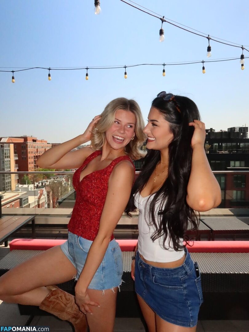 Maria Comstock / mariacomstock Nude OnlyFans  Leaked Photo #1