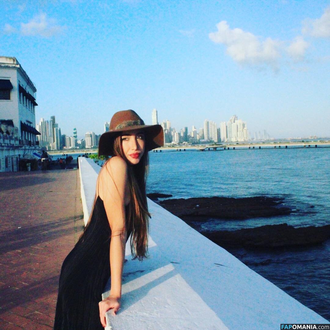 Mariana Morera Vivas / diariodeunmono / https: / m.jmorera Nude OnlyFans  Leaked Photo #18