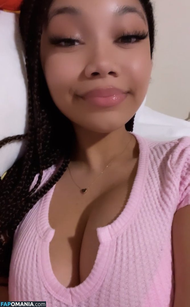 MARI / killm4ri / mariiiisel Nude OnlyFans  Leaked Photo #5