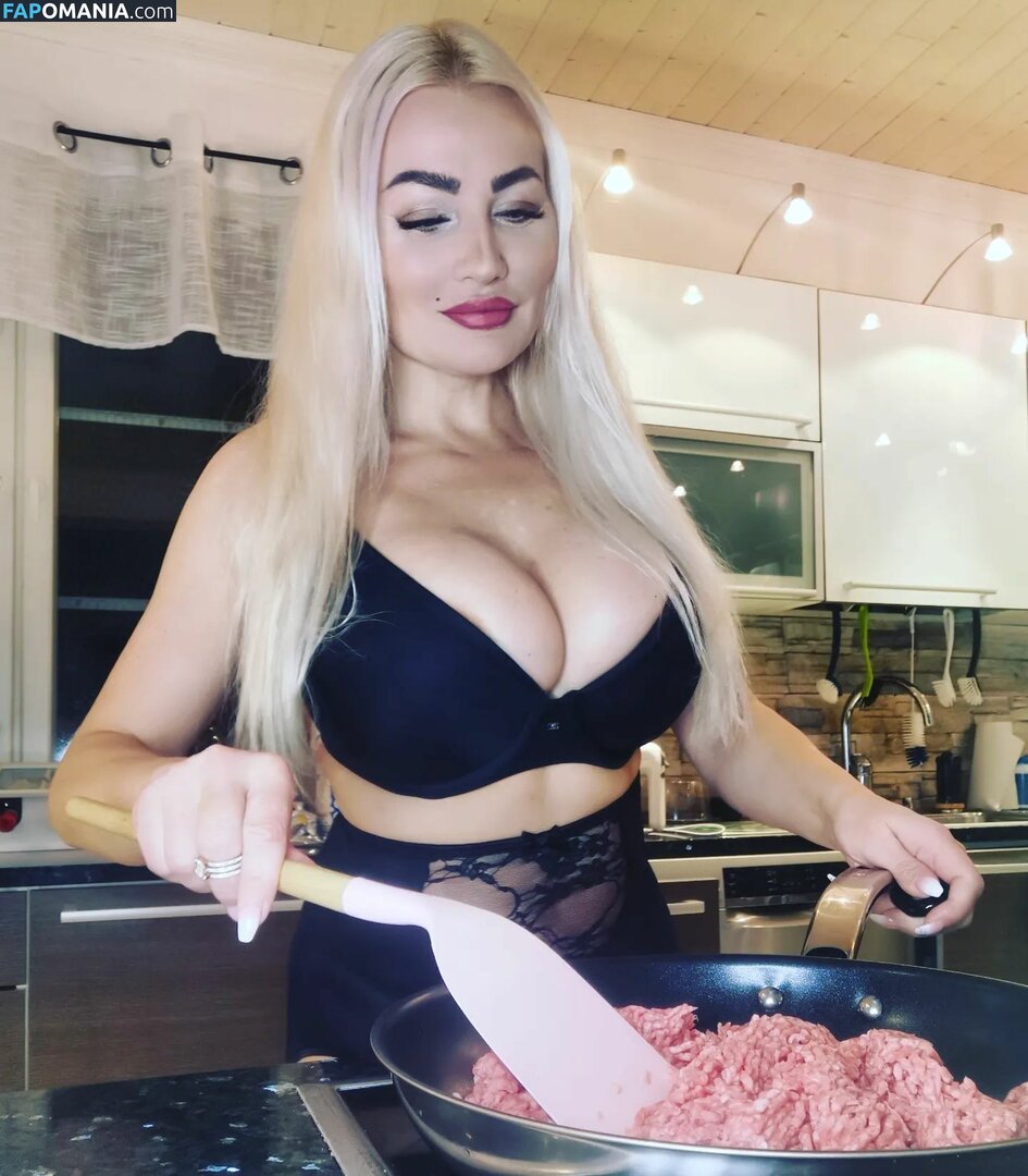 Marika Fingerroos / MarikaFinkku / fingerroos.marika / marikafingerroos Nude OnlyFans  Leaked Photo #42