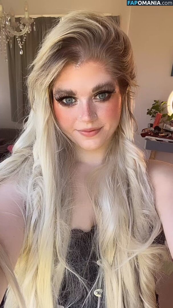 Marina Joyce / marinamewmeow Nude OnlyFans  Leaked Photo #6