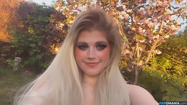 Marina Joyce / marinamewmeow Nude OnlyFans  Leaked Photo #12