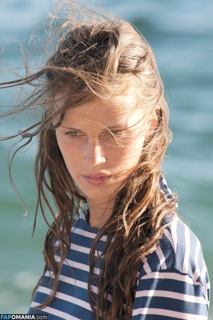 Marine Vacth / https: / marine_vacth / marinvacth Nude OnlyFans  Leaked Photo #8