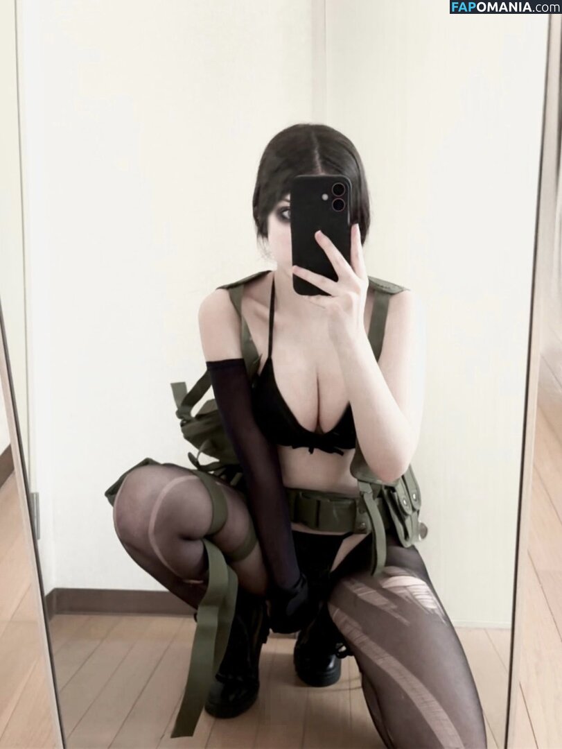 iluvmysimps / marthine / marthineg / mcosp / moreforme69 Nude OnlyFans  Leaked Photo #1