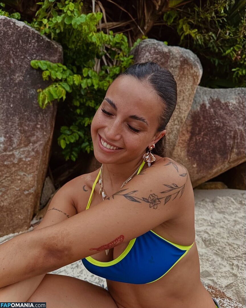 Martina Catini / MartinaCatini2 / Martu Catini / https: / marttucatini Nude OnlyFans  Leaked Photo #3