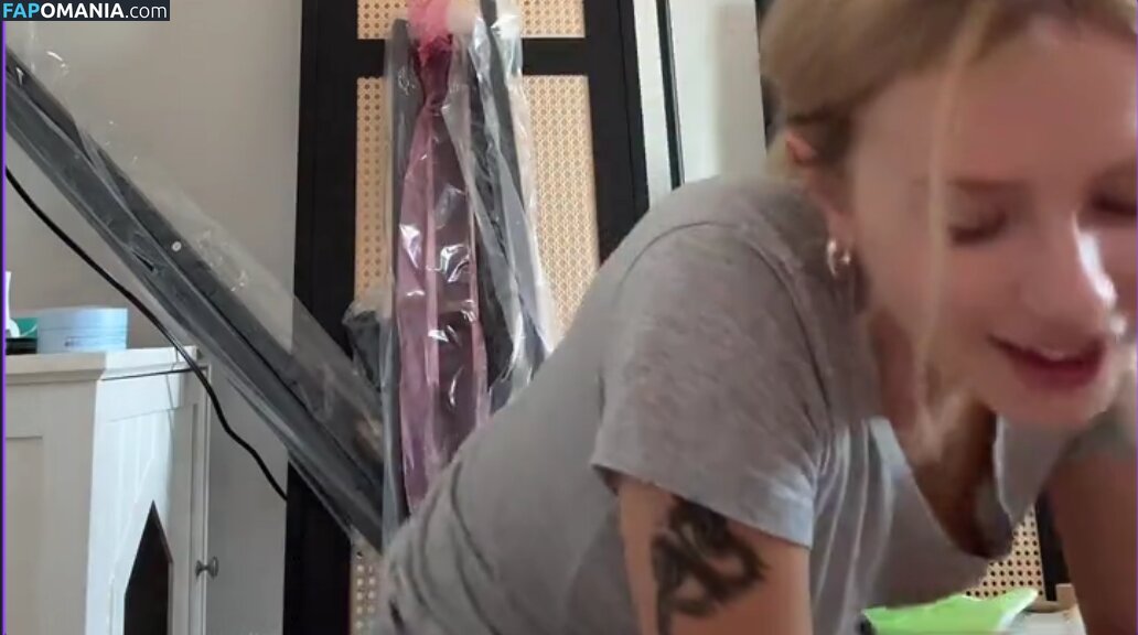 Mary-Kate Willis / marykate.willis Nude OnlyFans  Leaked Photo #4
