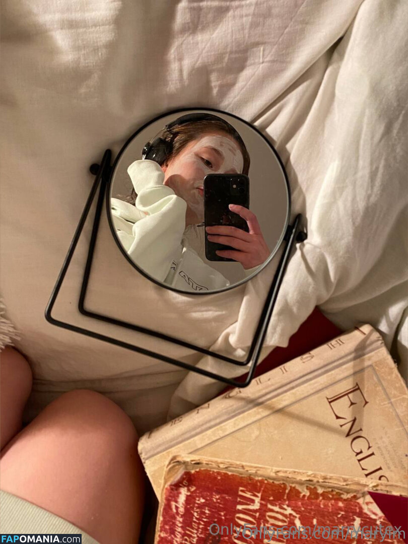 maryim / maryxm.mx Nude OnlyFans  Leaked Photo #2