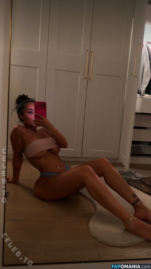 Maryscrib / marys.crib Nude OnlyFans  Leaked Photo #4