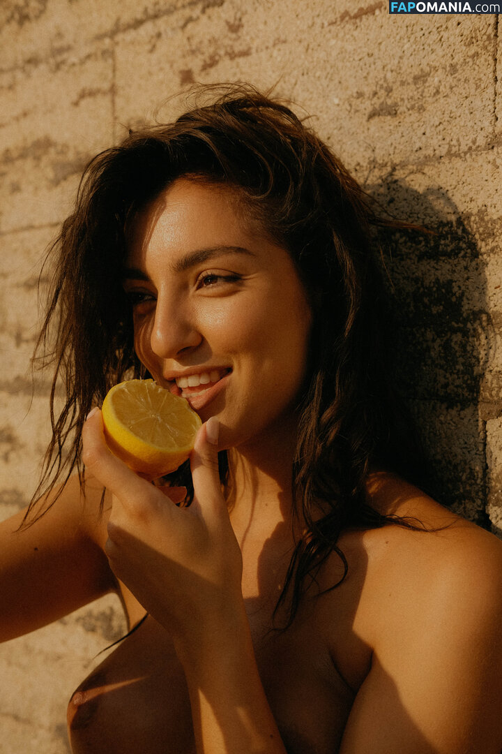 Mathilde Lasry / MathildeLsry / user Nude OnlyFans  Leaked Photo #70