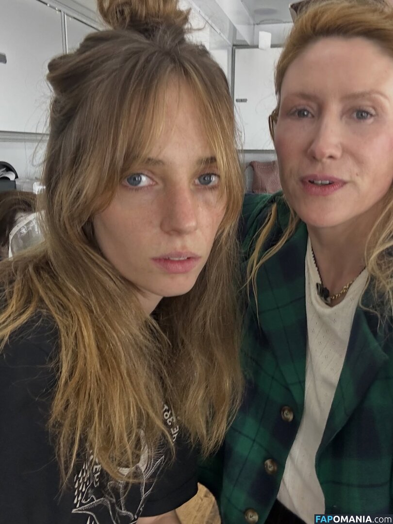 Maya Hawke / maya_hawke / neohawk2 Nude OnlyFans  Leaked Photo #476