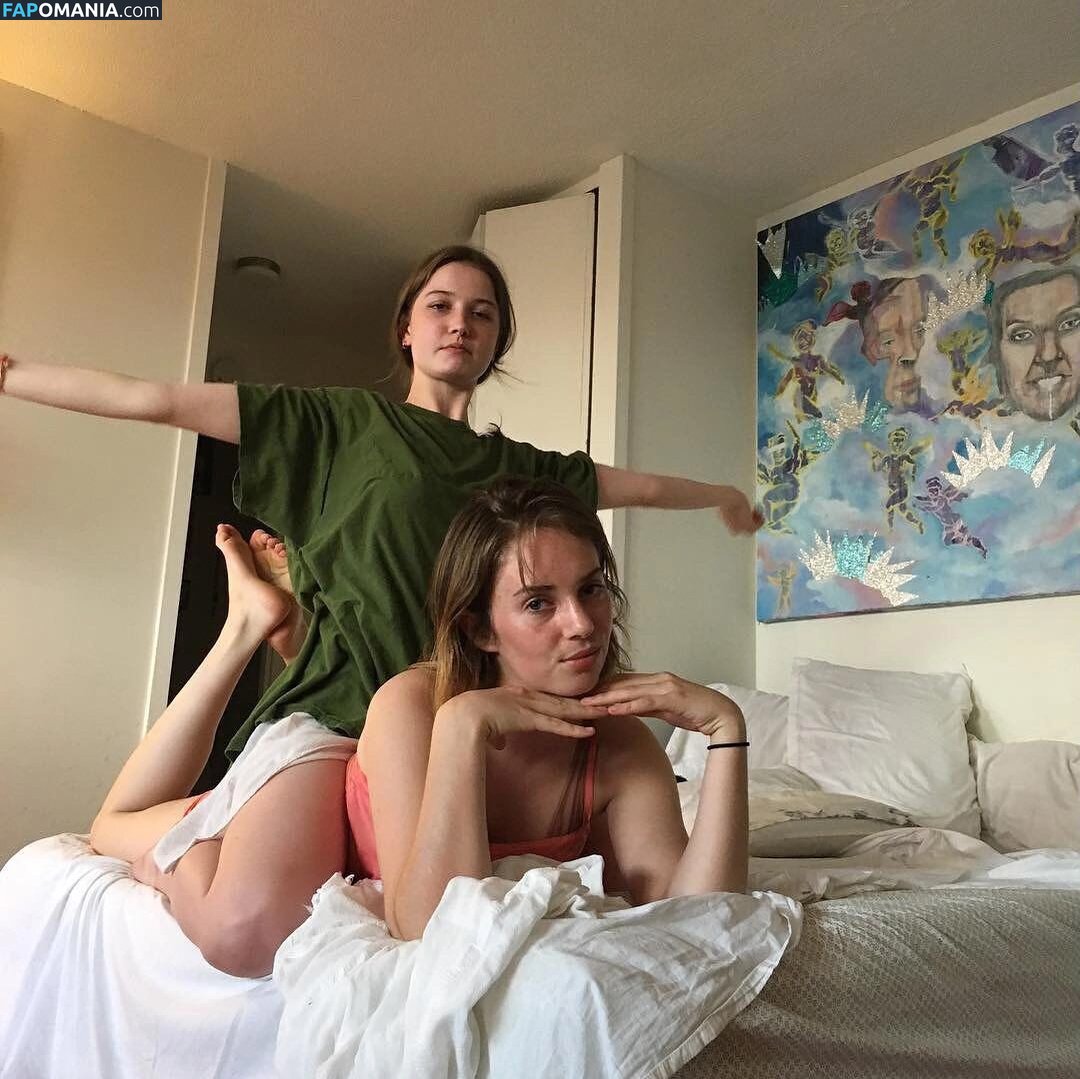 Maya Hawke / maya_hawke / neohawk2 Nude OnlyFans  Leaked Photo #481