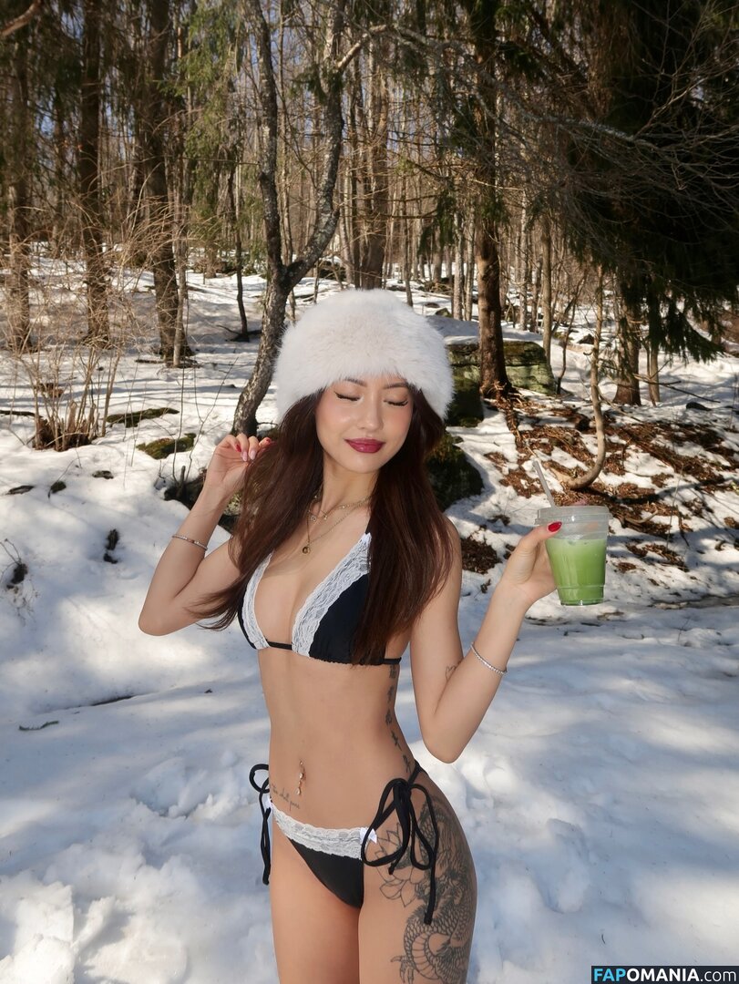 Maysnow Liu / maysnowliu Nude OnlyFans  Leaked Photo #16