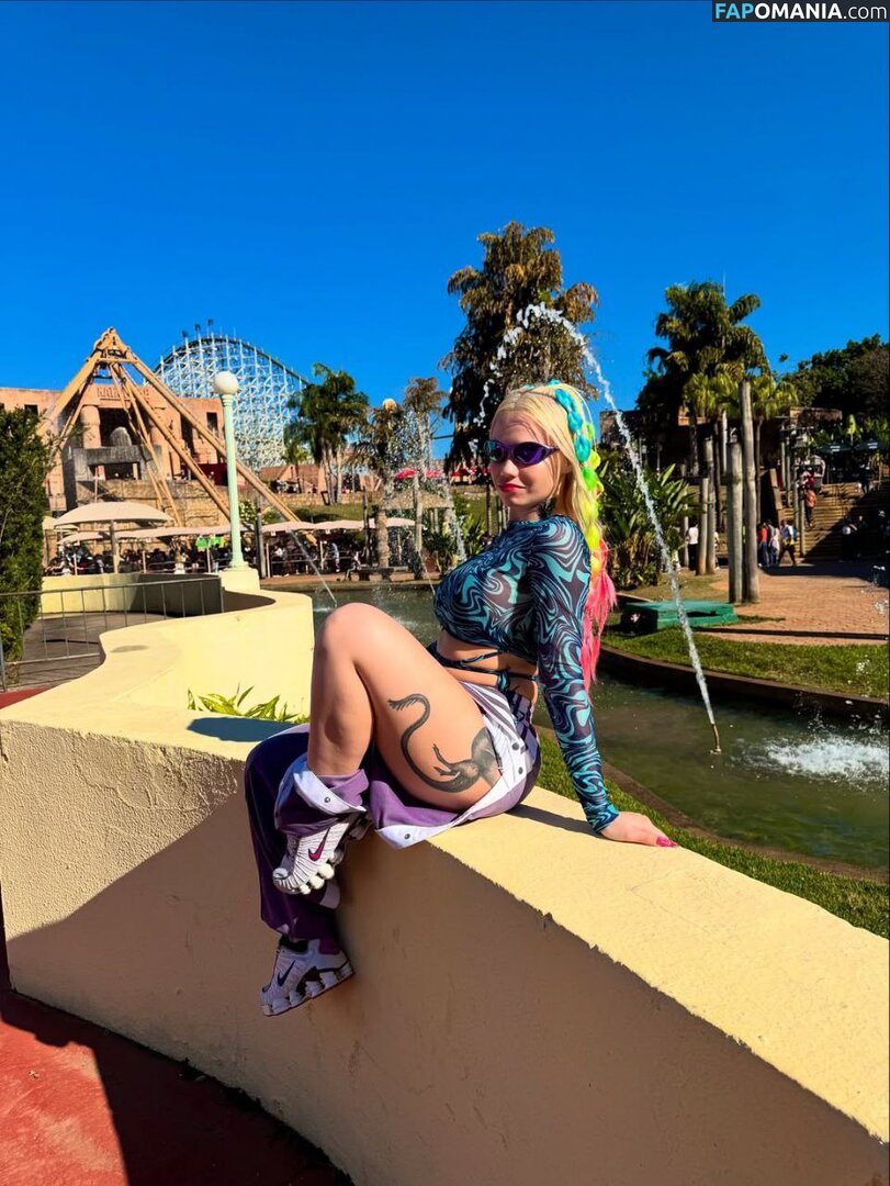 MC Erikah / mcerikah / mcerikahofc Nude OnlyFans  Leaked Photo #3