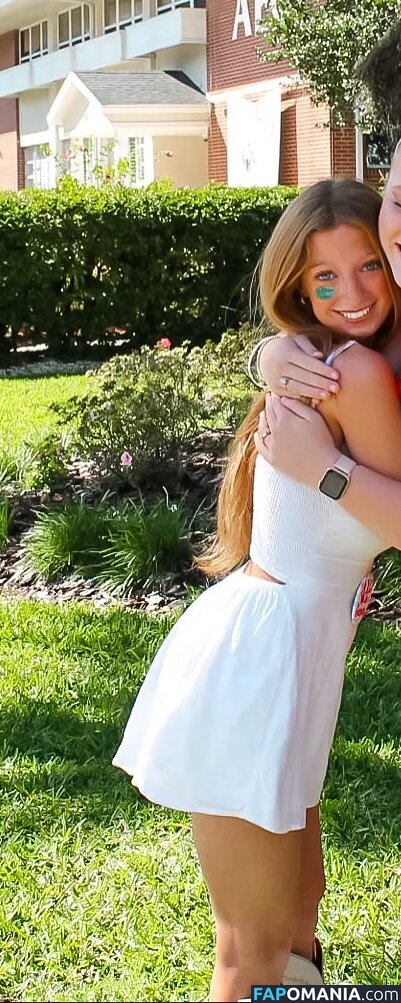 McCoy / mccoy_penland Nude OnlyFans  Leaked Photo #11