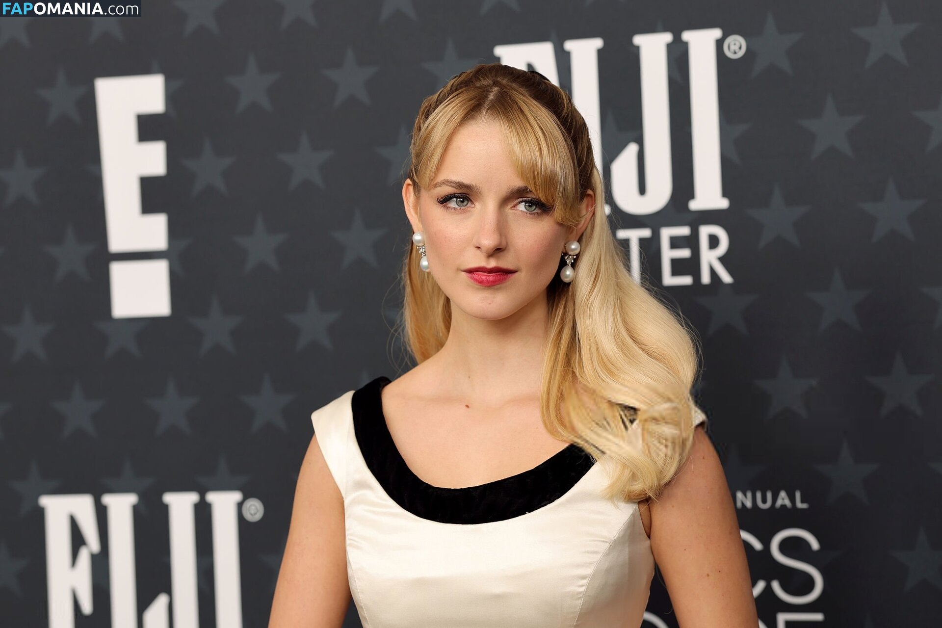 Mckenna Grace / mckennagrace / mckennagraceful Nude OnlyFans  Leaked Photo #173