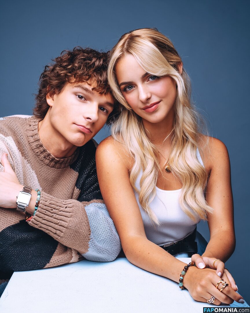 Mckenna Grace / mckennagrace / mckennagraceful Nude OnlyFans  Leaked Photo #185