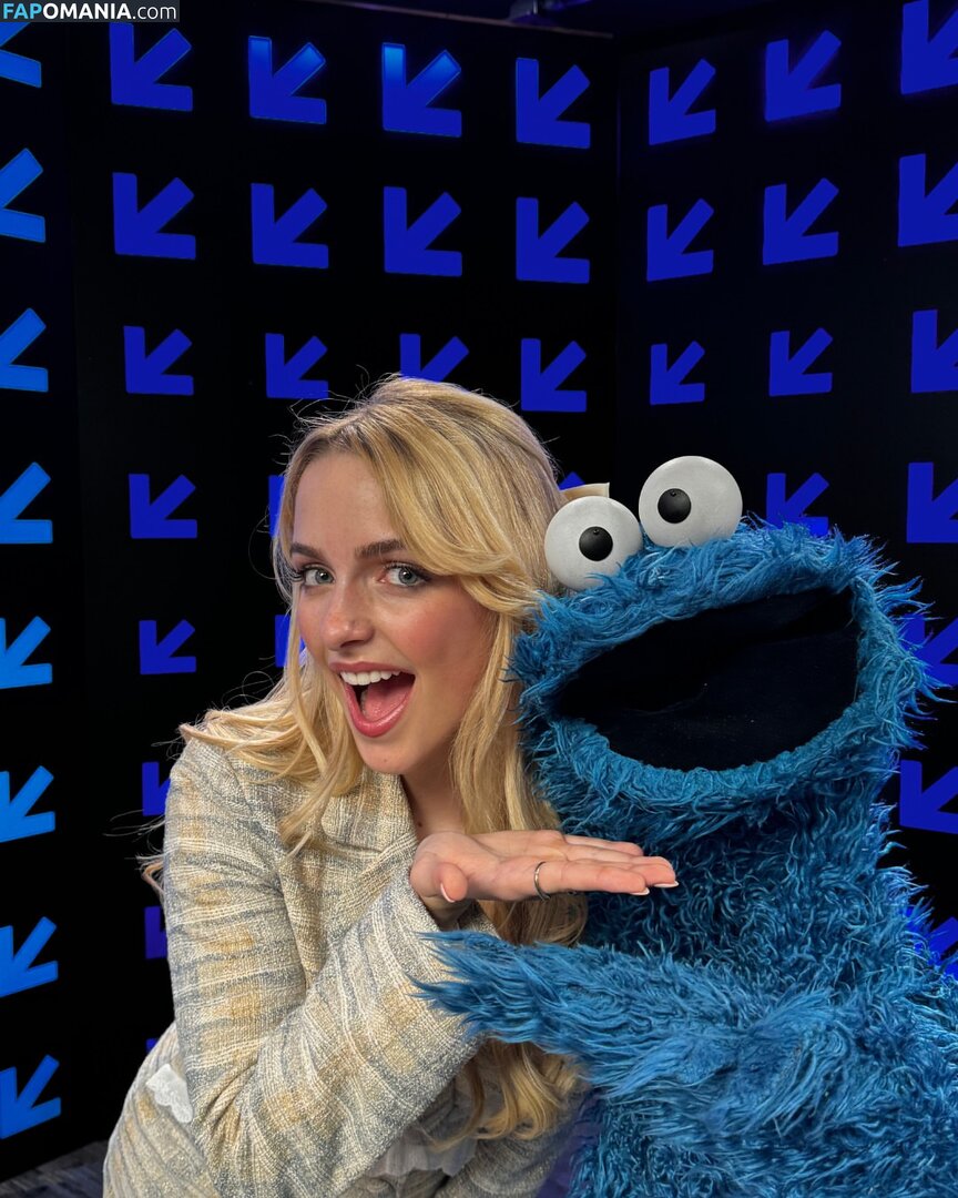 Mckenna Grace / mckennagrace / mckennagraceful Nude OnlyFans  Leaked Photo #191