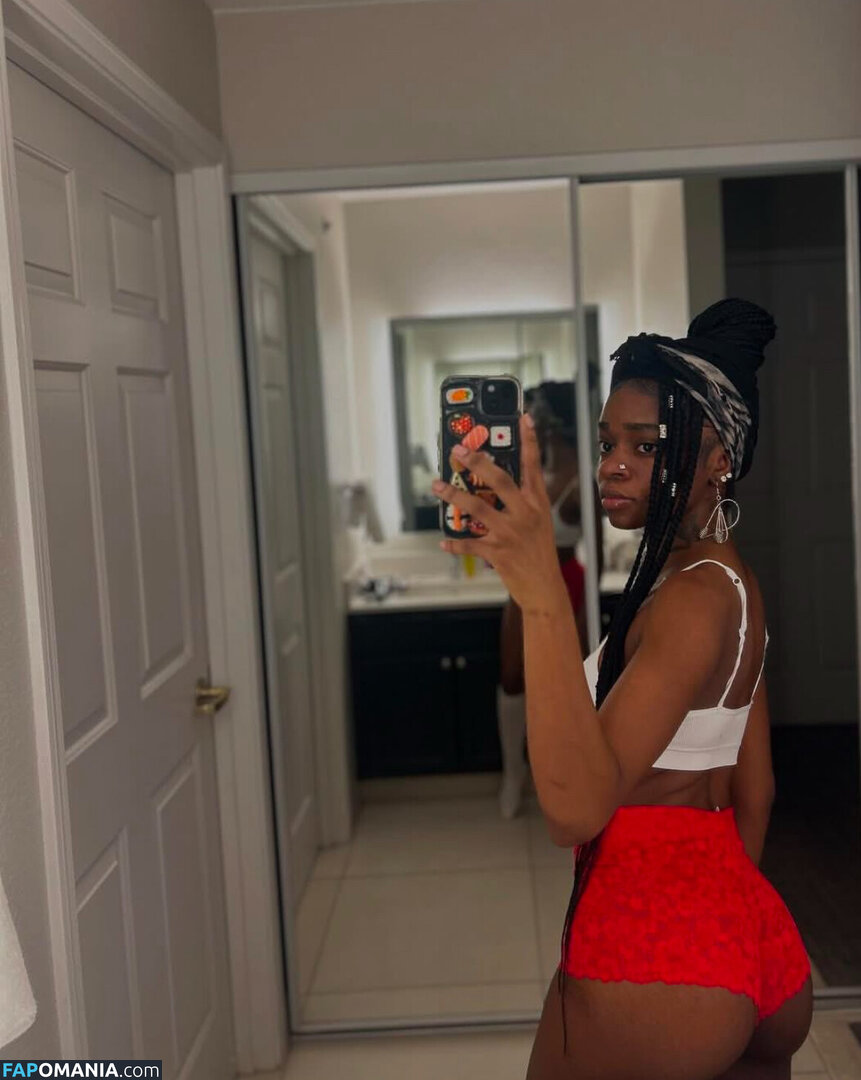 Meether / meetliyahx Nude OnlyFans  Leaked Photo #2