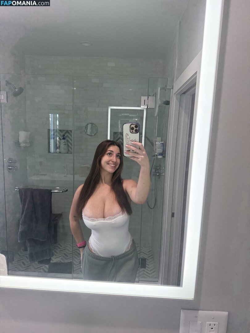 Megan McCarthy / megan.mariiiee Nude OnlyFans  Leaked Photo #38
