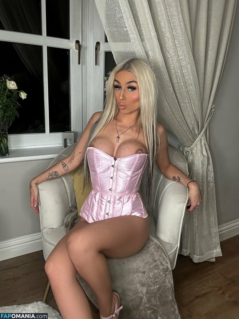 Megan Smith / lilmegs_x / megansmithhhhxx Nude OnlyFans  Leaked Photo #8