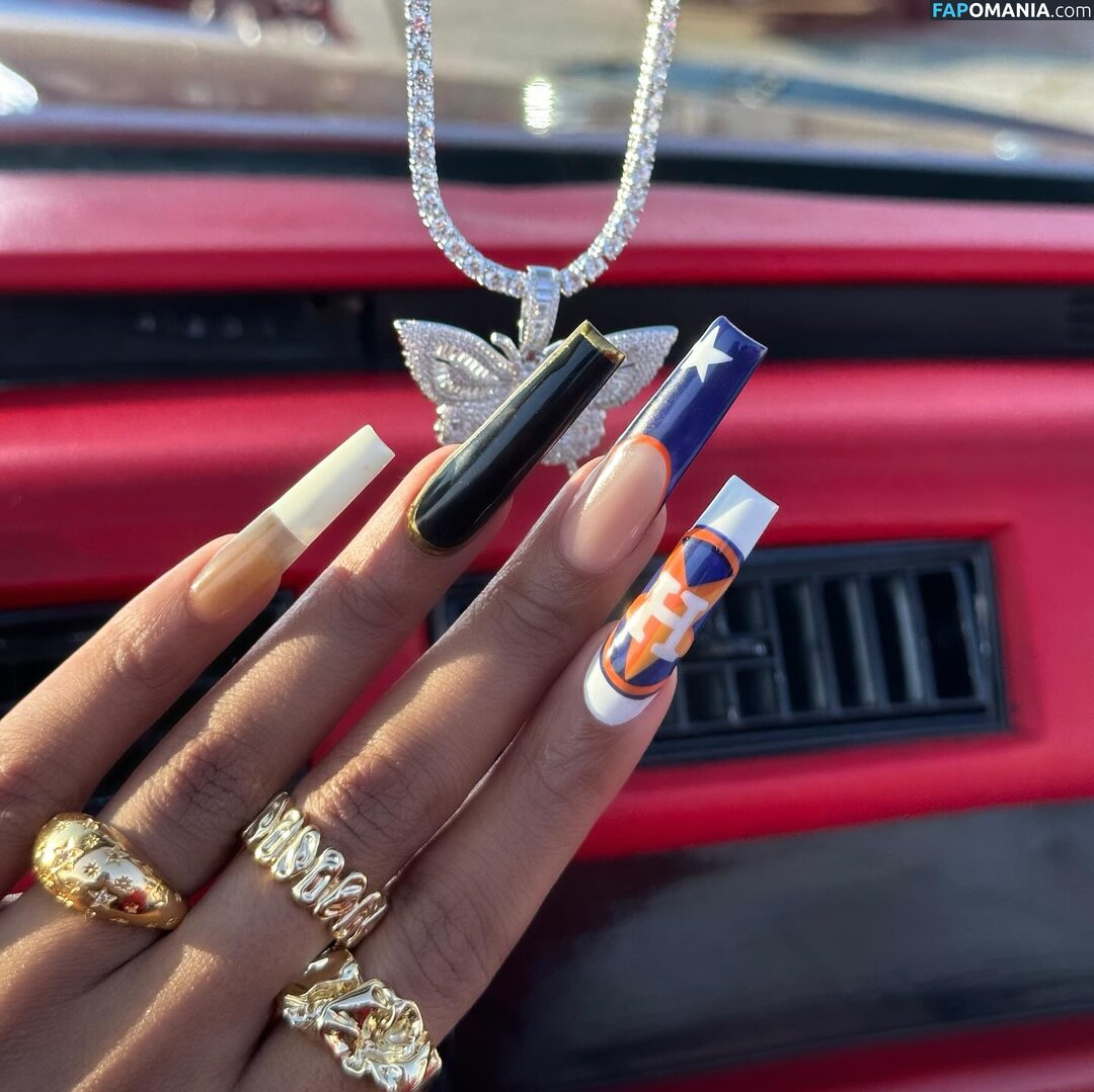 Megan Thee Stallion / megsss_91 / theestallion Nude OnlyFans  Leaked Photo #47