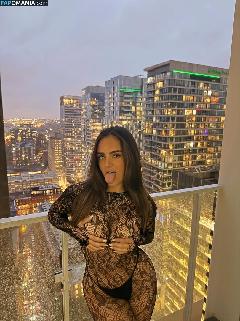 Megane Belanger / mbelangerfrisina / megane__belanger Nude OnlyFans  Leaked Photo #6