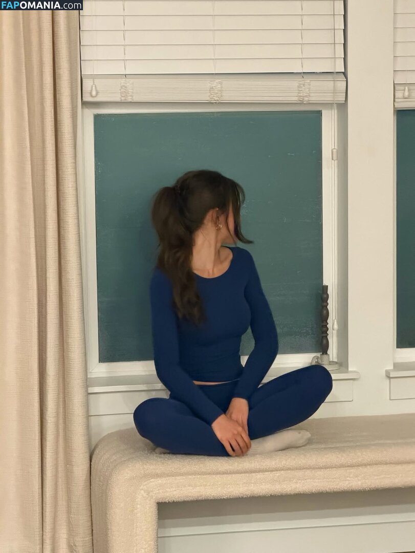 Meaghan Muise / Megmuise / meaghanmuise Nude OnlyFans  Leaked Photo #2