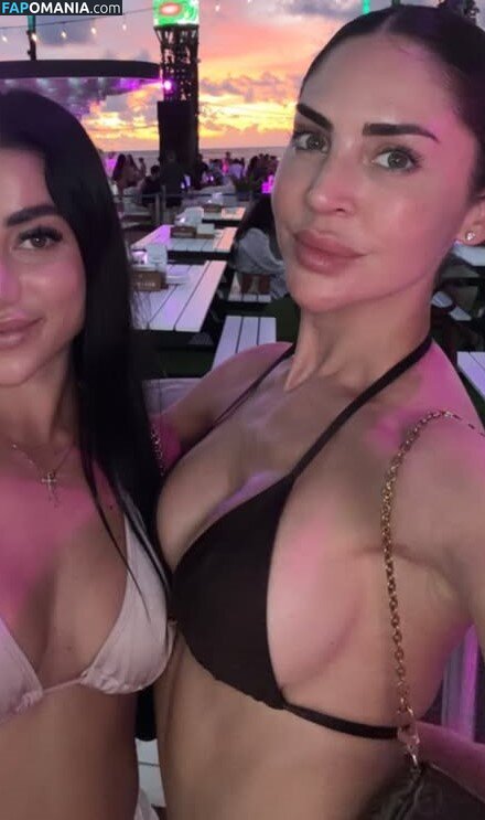 Melania Puntas / https: / itsmelaniapuntas Nude OnlyFans  Leaked Photo #13