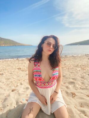 Melek ASMR Massage