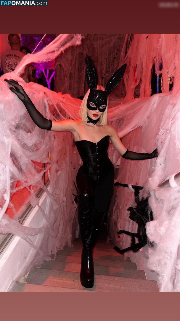 German influencer / Melina Celine / celinemelina / melinaceline Nude OnlyFans  Leaked Photo #160