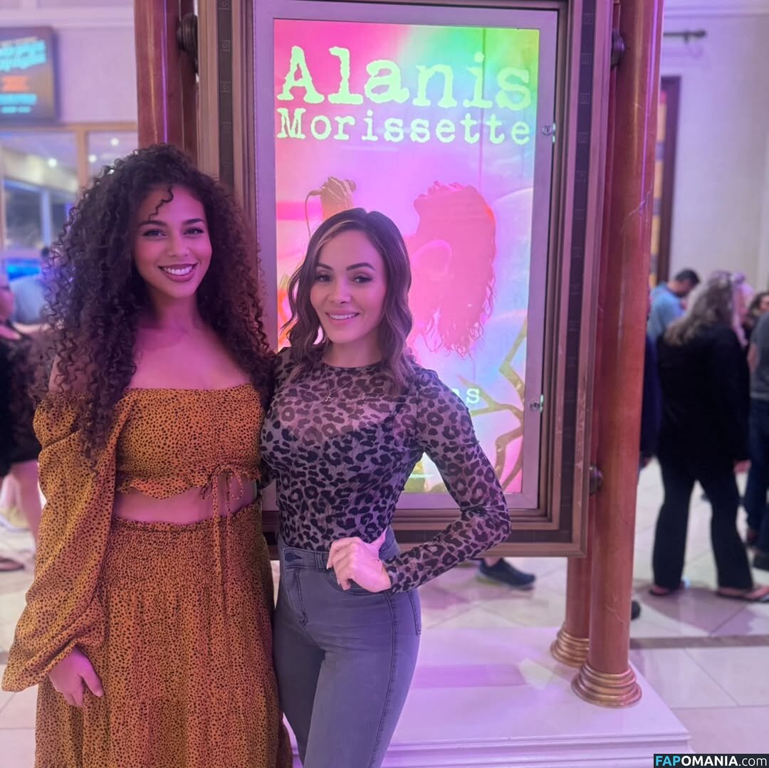 Melissa Santos / melissasantos / melissasantosofficial Nude OnlyFans  Leaked Photo #1