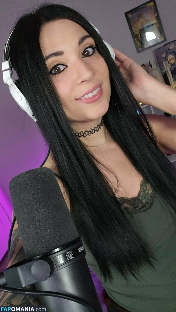 Melonie Mac / meloniemac Nude OnlyFans  Leaked Photo #13